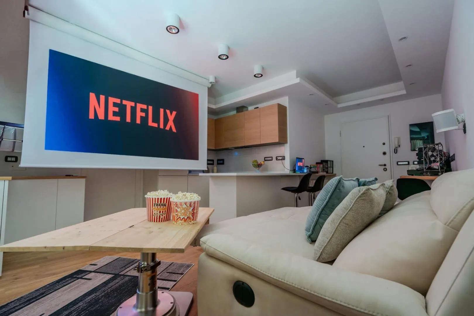 Luxury Apartment In Olbia, Terrazza & Cinema