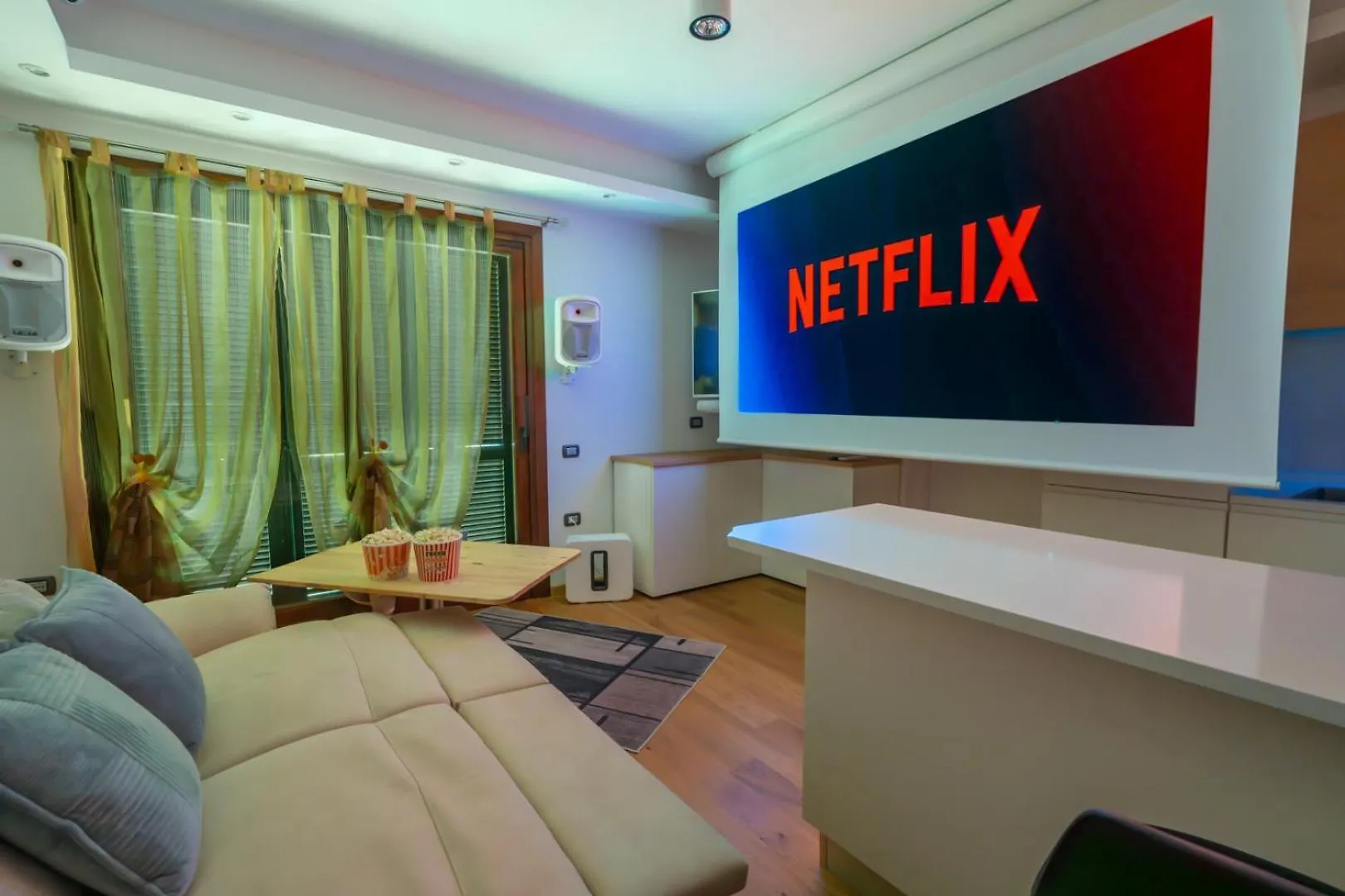 Luxury Apartment In Olbia, Terrazza & Cinema