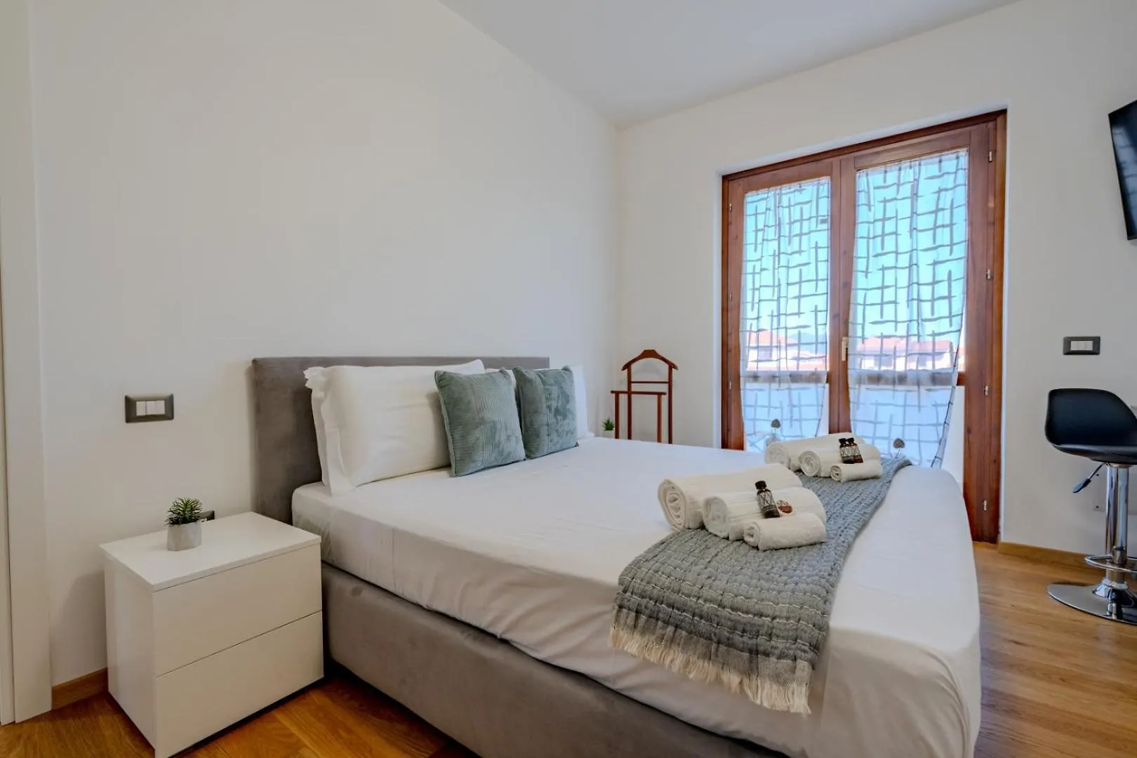 Luxury Apartment In Olbia, Terrazza & Cinema