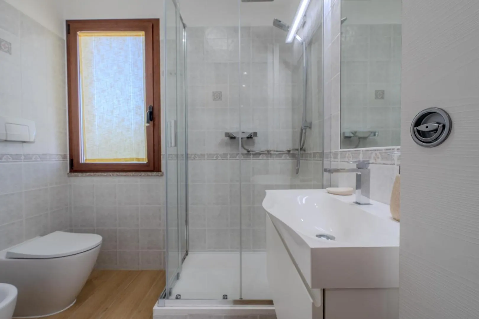 Luxury Apartment In Olbia, Terrazza & Cinema 0*, Olbia